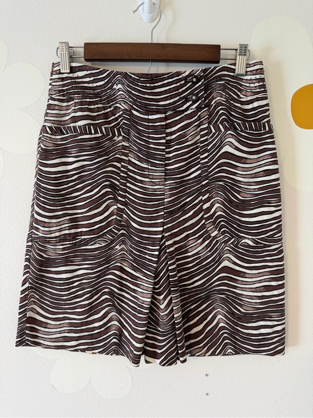 EUC Tory Burch Y2K Brown Zebra Stripe Pleated Mini Skirt | Early 2000’s